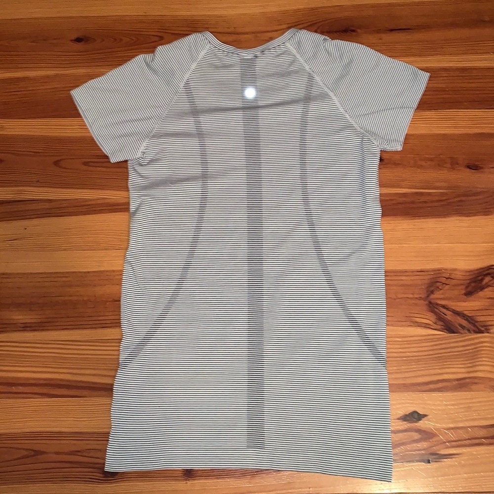 Lululemon Swiftly Tech - image 2